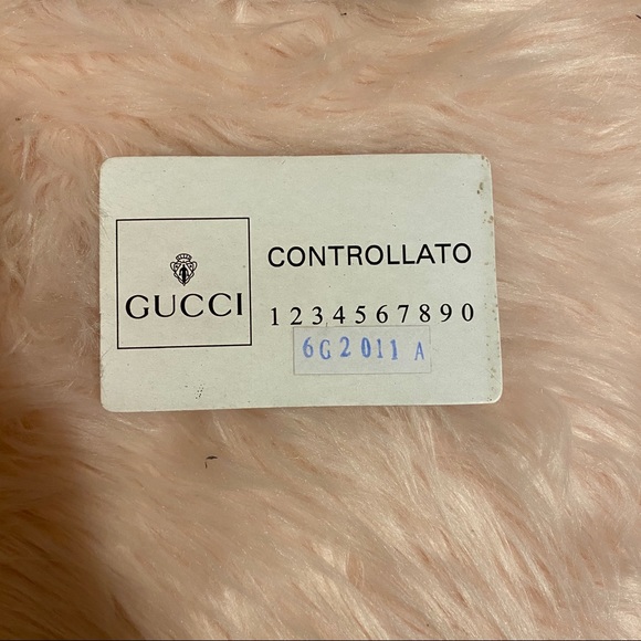 Authentic Vintage Gucci Leather Long Wallet - Picture 9 of 16